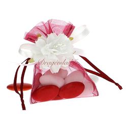 Sachet dragées bordeaux fleur blanche